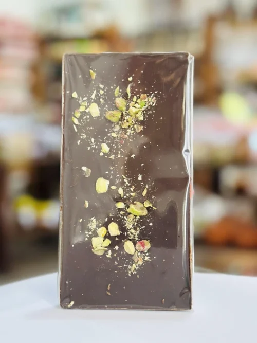 Chocolate Con Leche Y Pistachos